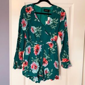 NWT MINKPINK floral romper